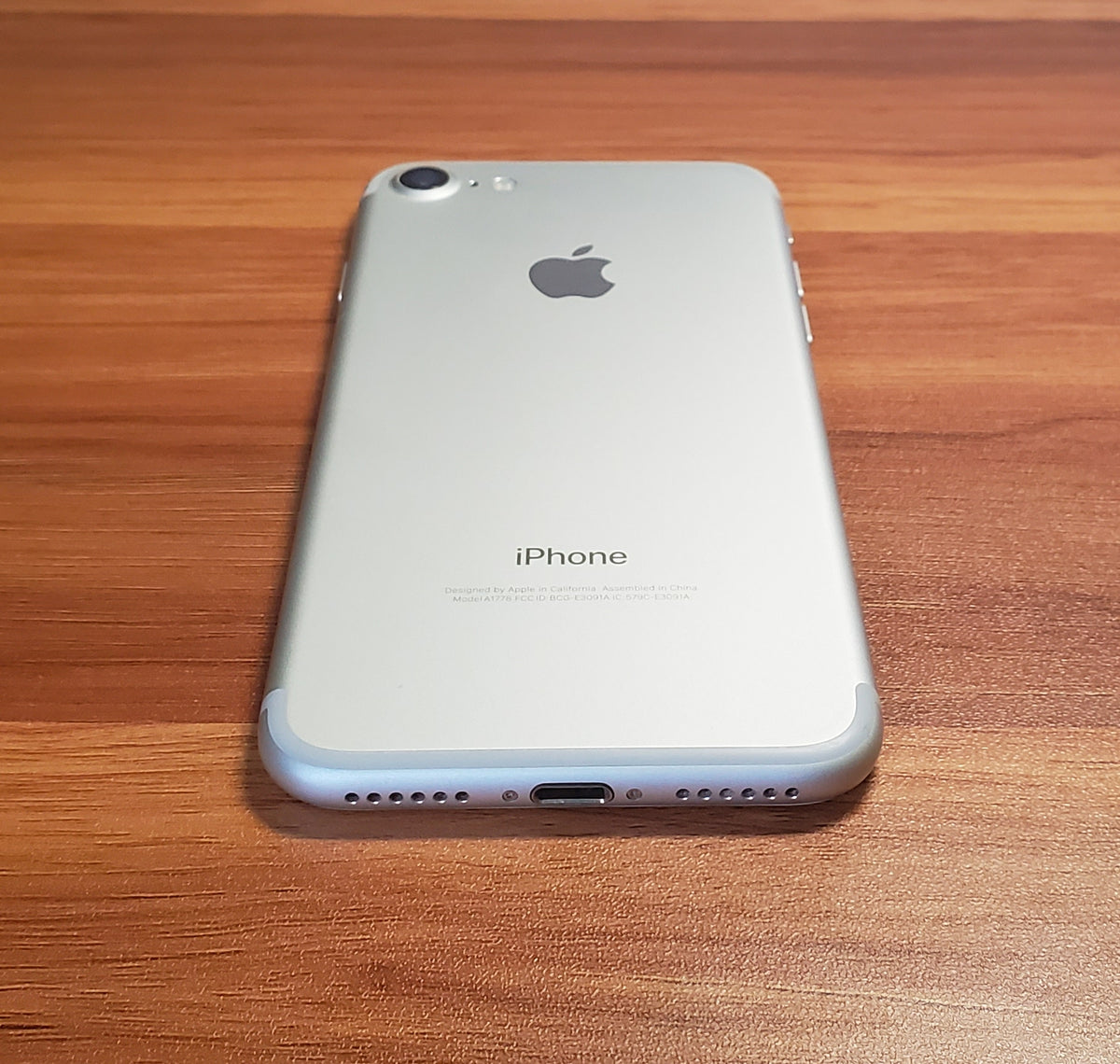 iPhone 7 32gb Silver – Jay's Resales