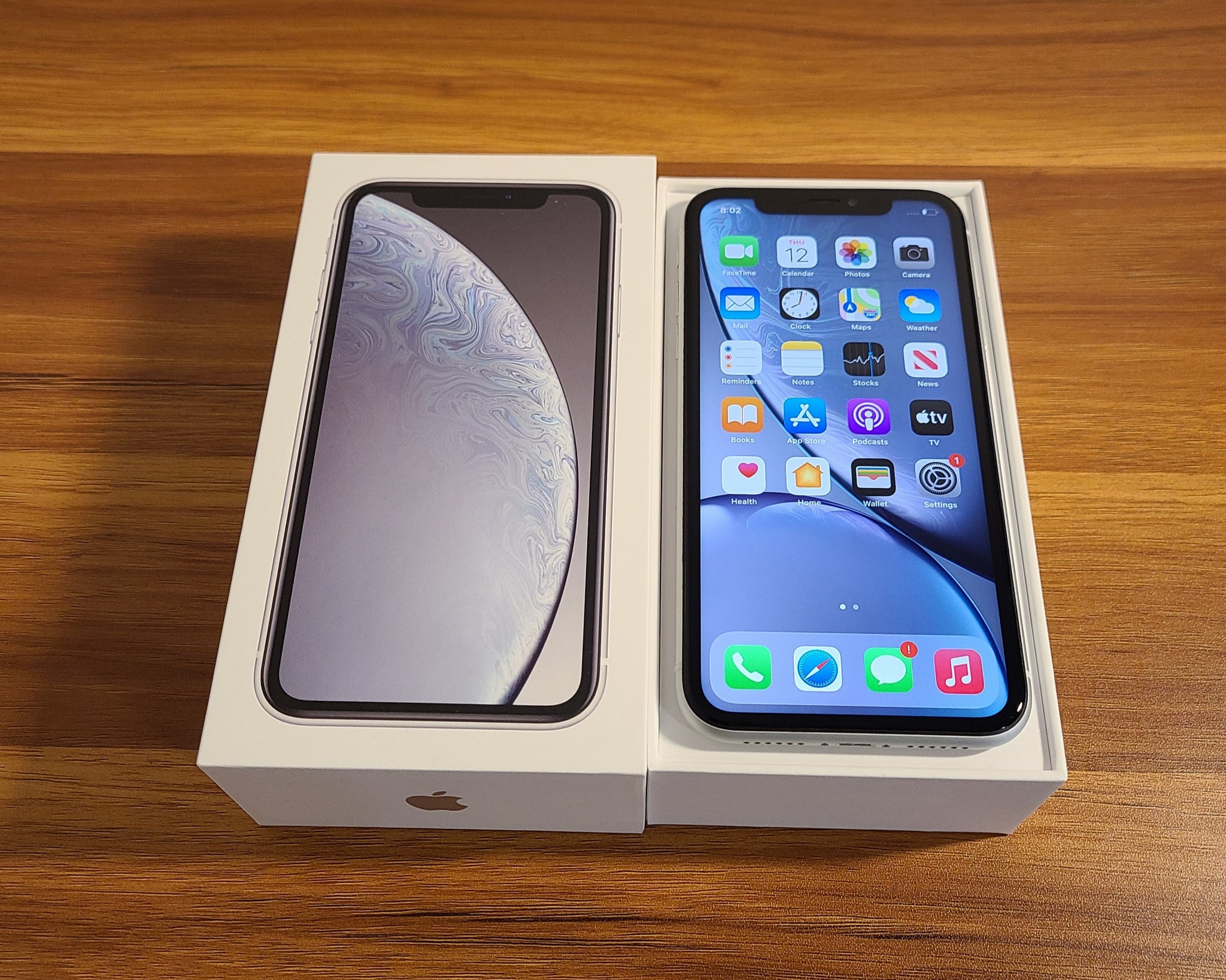 iPhone XR 64gb White – Jay's Resales