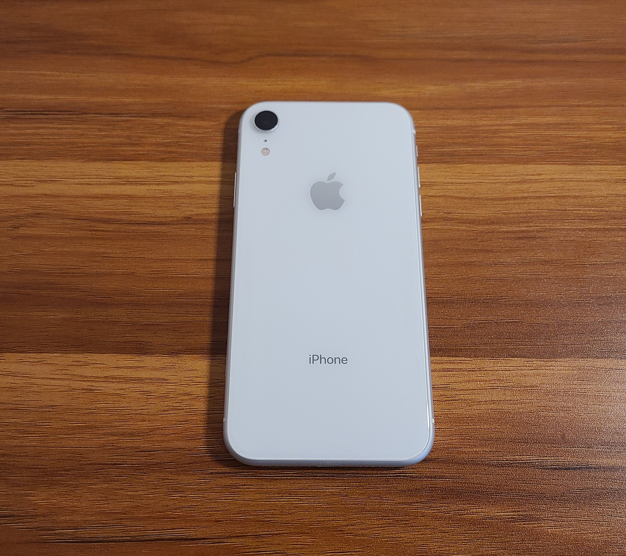 iPhone XR 64gb White – Jay's Resales