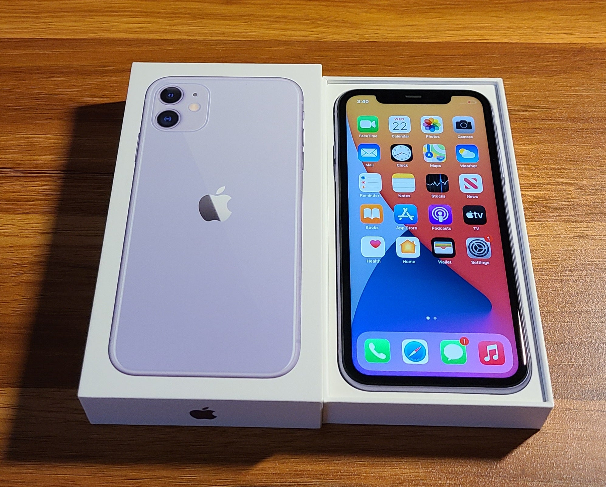 iPhone 11 64gb Purple