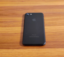 Load image into Gallery viewer, iPhone 7 32gb Matte Black
